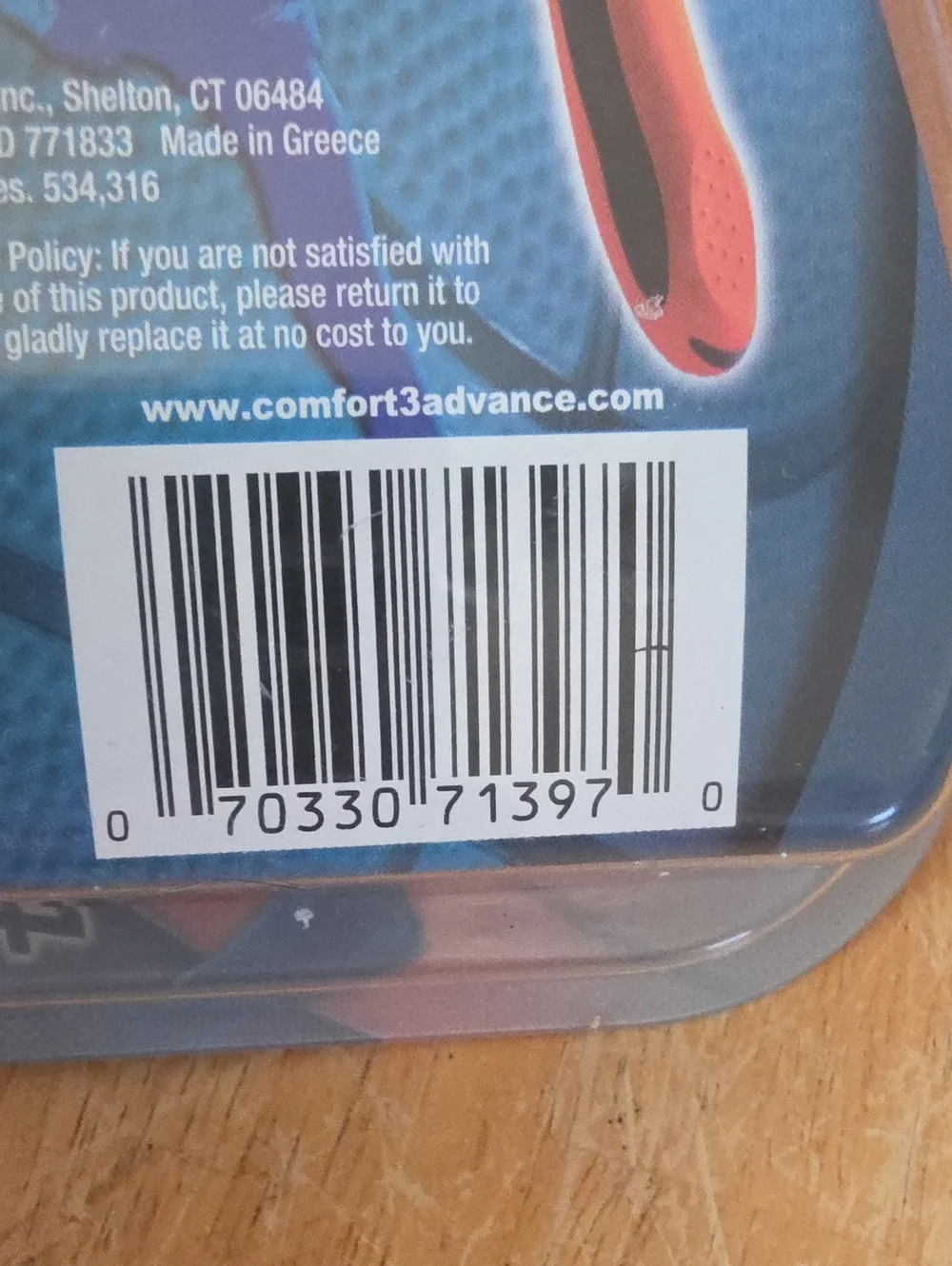 Bic Comfort 3 Advance Disposable Razors (4 Count) New Unopened Package Orange